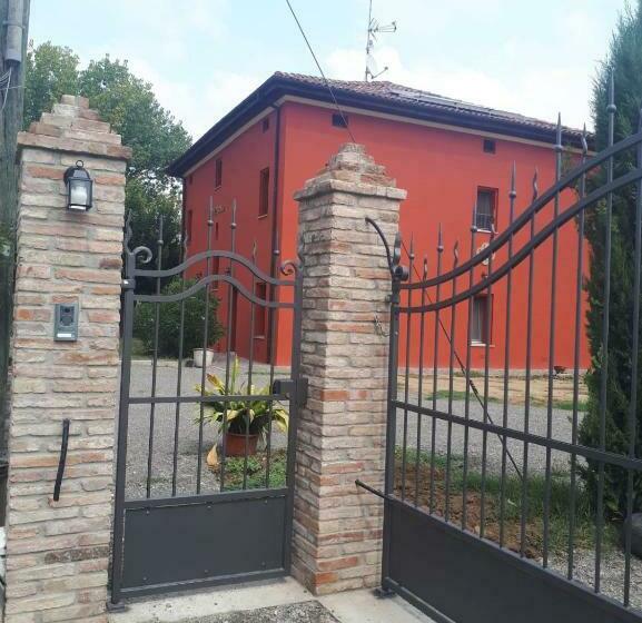 פנסיון Corte San Petronio