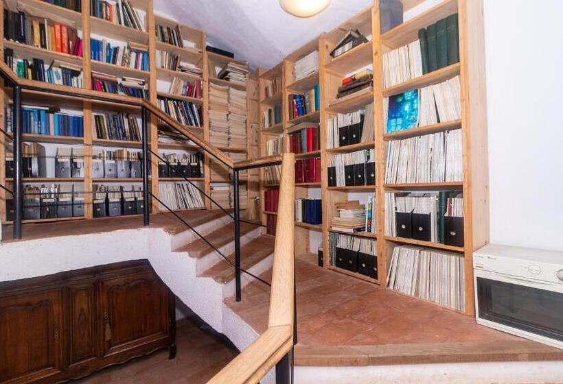 פנסיון Flanderhof Manor