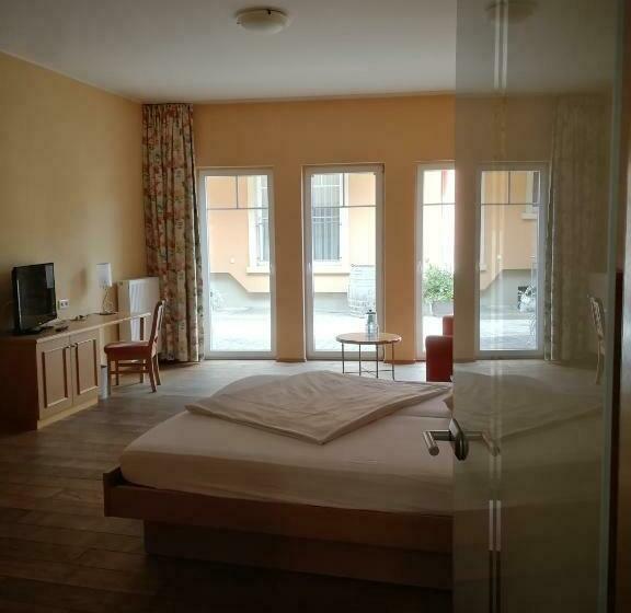 Пансион Gästehaus Reßler