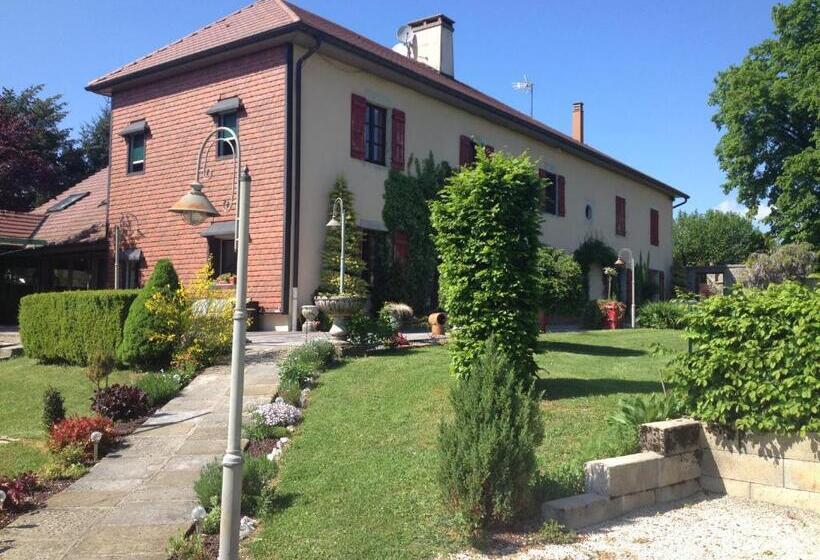 펜션 L Ancienne Cure