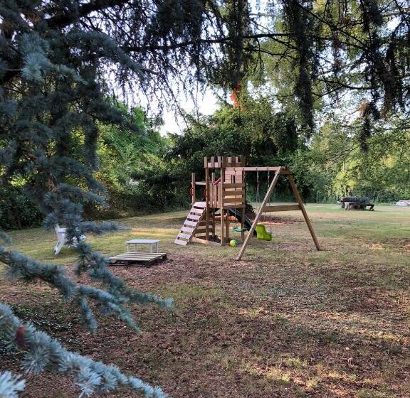 Пансион La Petite Jucherie