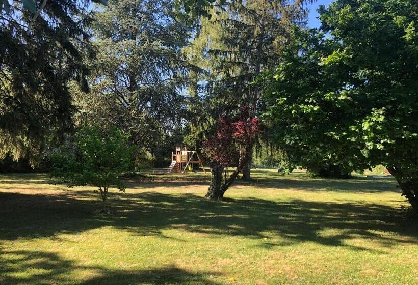 Пансион La Petite Jucherie