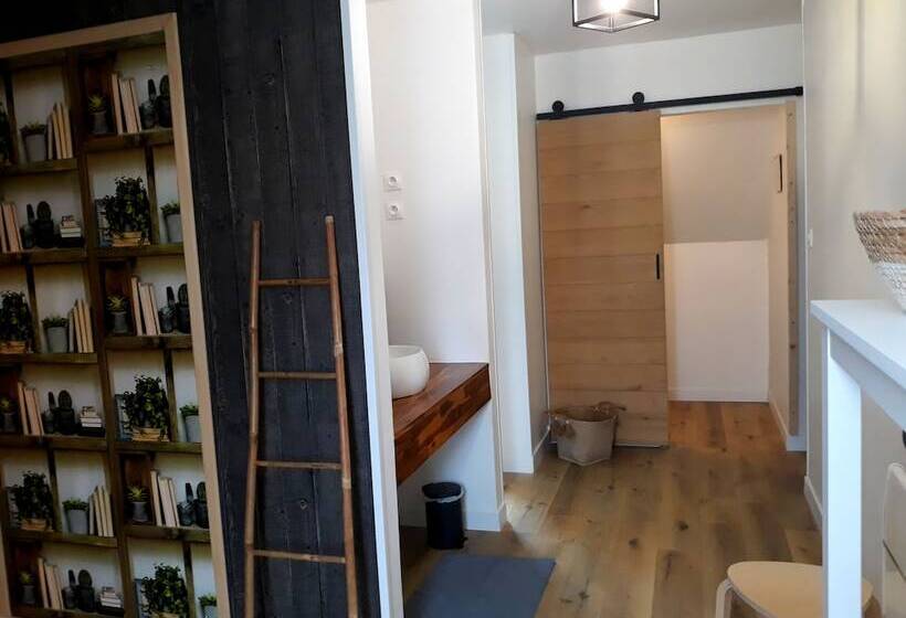 بنسيون Le Manoir Des Haies Spa