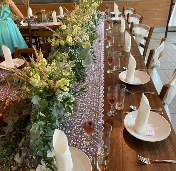 ペンション Penzion A Restaurace Bělecký Mlýn