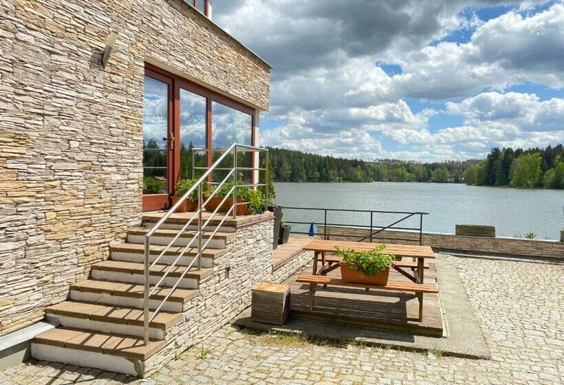 ペンション Penzion Ratmírák