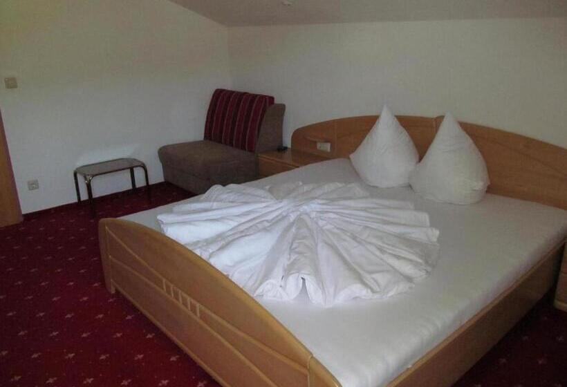 بنسيون Room In Apartment   Ferienhaus Kahr Appartment Rosbrand