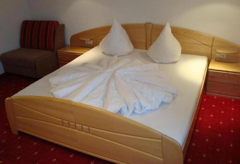 بنسيون Room In Apartment   Ferienhaus Kahr Appartment Rosbrand