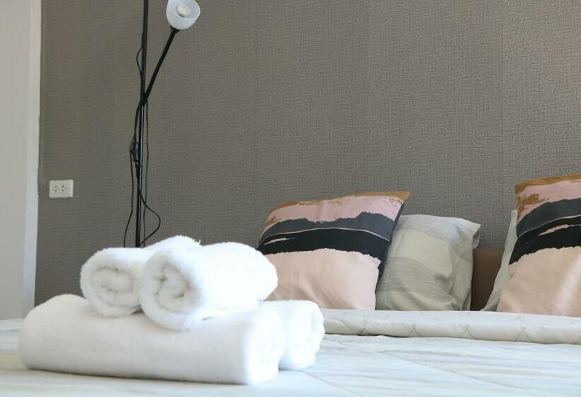 Prinya House ปริญญา เฮ้าส์