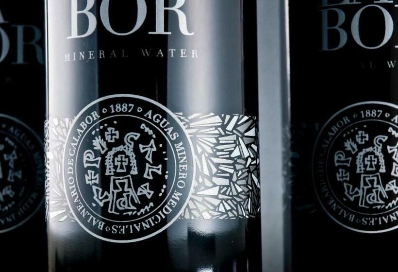 Курорт Balneario De Calabor