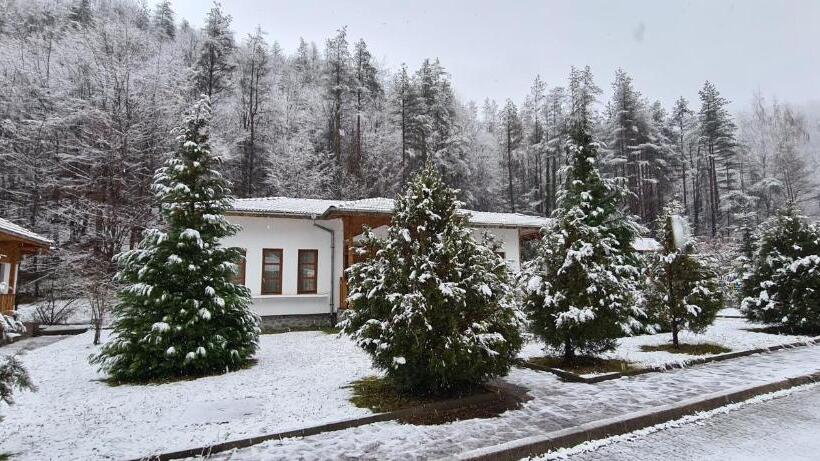 منتجع Orlova Skala Holiday Village