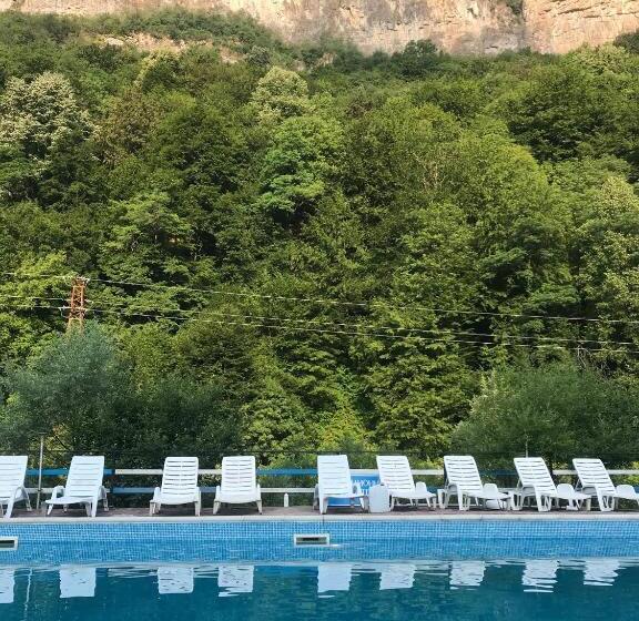 منتجع Orlova Skala Holiday Village