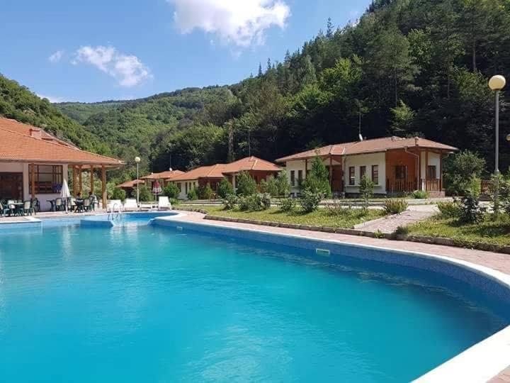 منتجع Orlova Skala Holiday Village