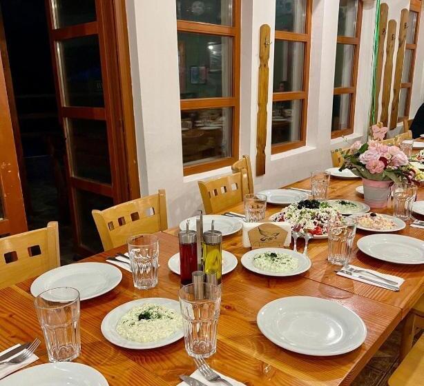 منتجع Orlova Skala Holiday Village