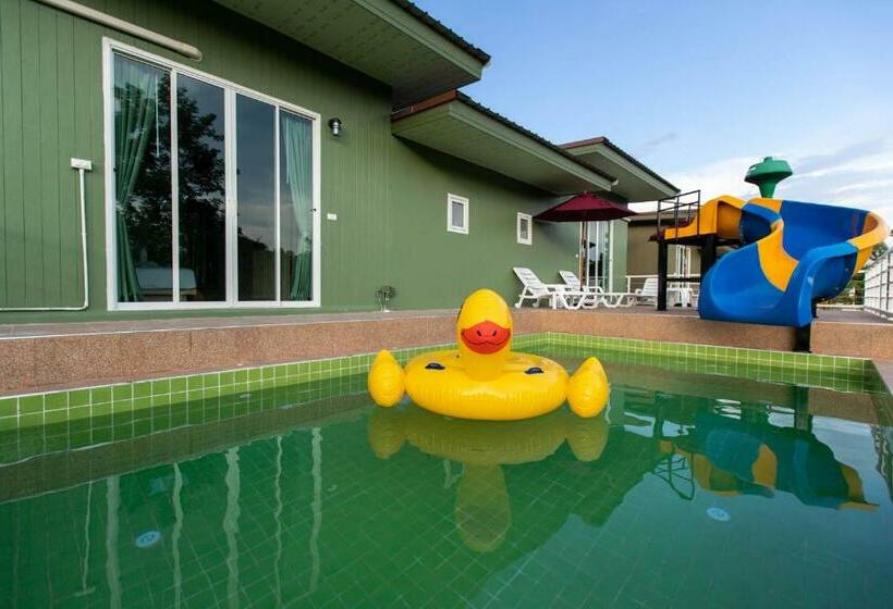 리조트 The Chamuang Forest