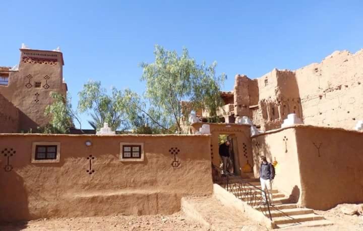 رياض Kasbah Timidarte