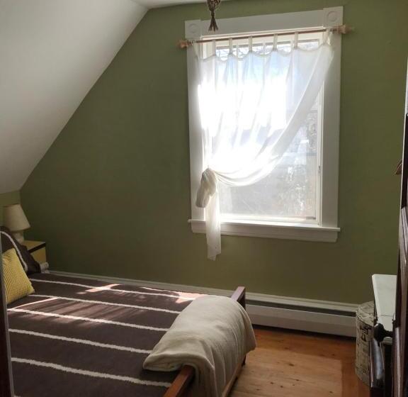 Studio 181 Bed & Breakfast