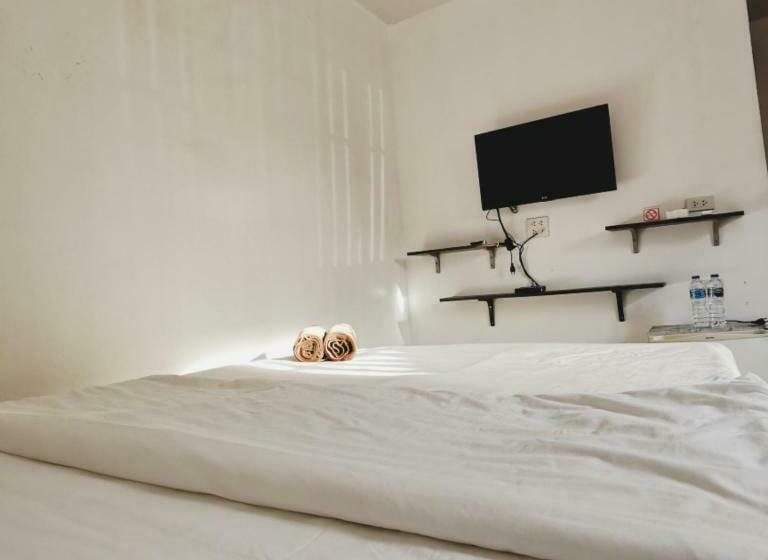 הוסטל De​ Lanta Place