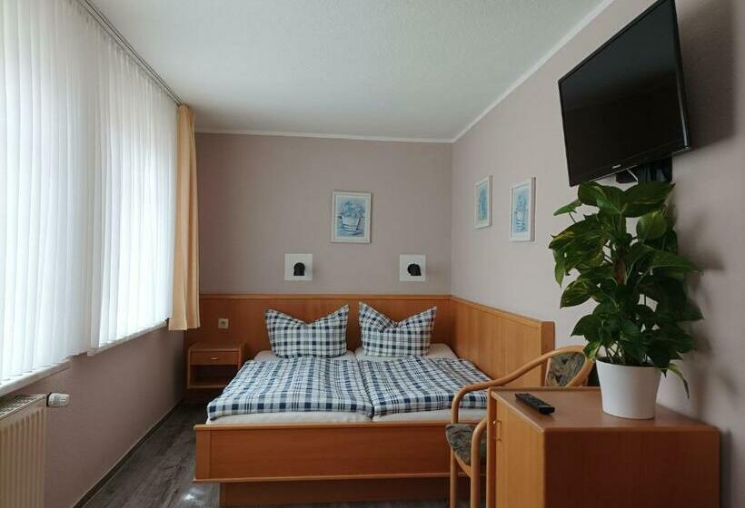 旅馆 Pension Landgasthof Darzer Eck