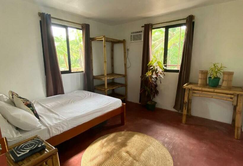 Bed and Breakfast Beach House And Attic