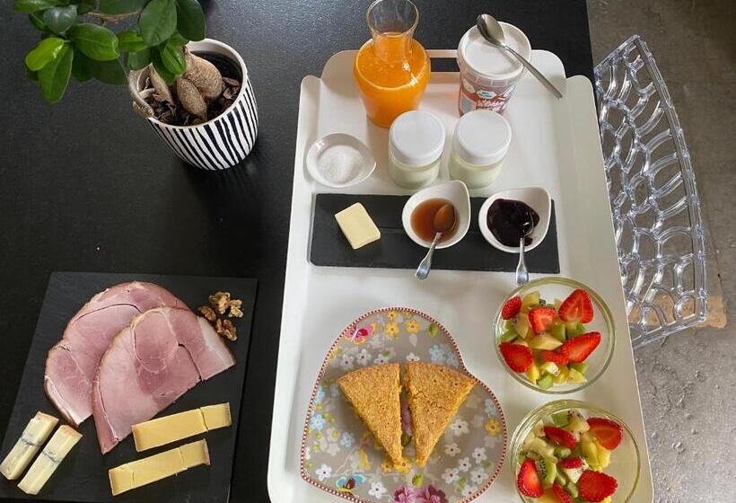 민박 Chambres D’hôtes Les Mouillères