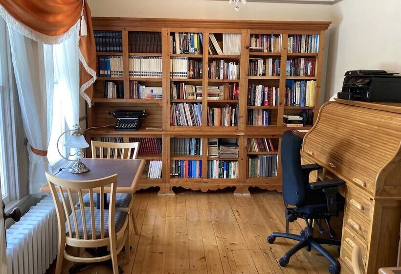 Bed and Breakfast Chez L Doc