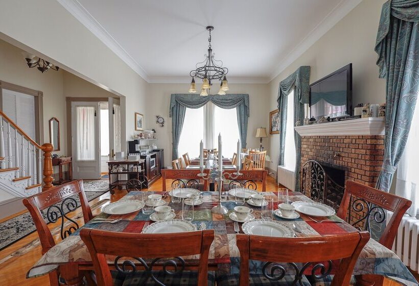 Bed and Breakfast Chez L Doc