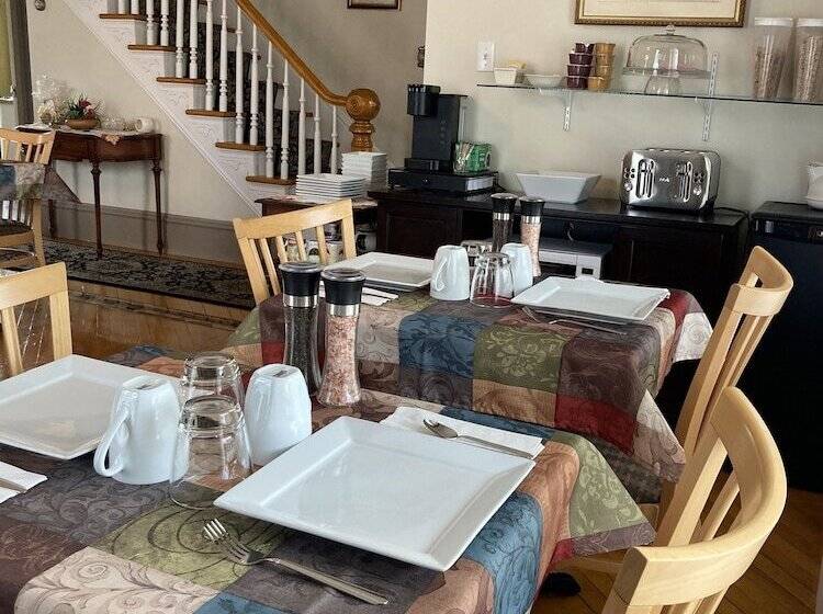 Bed and Breakfast Chez L Doc