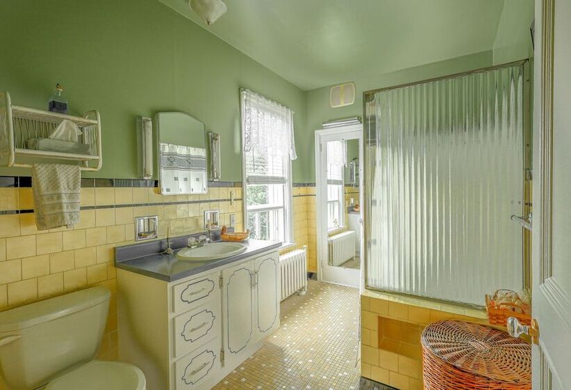 Bed and Breakfast Chez L Doc