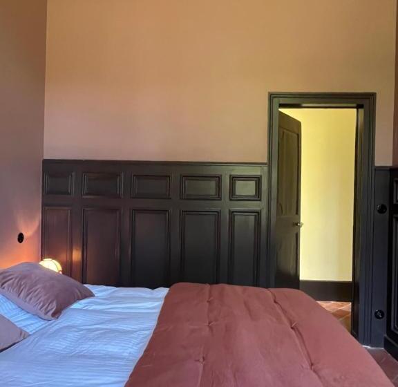 צימר Château De Contay Guesthouse   1753