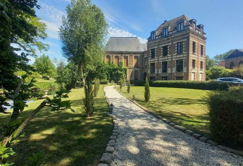 Bed and Breakfast Château De Ruesnes