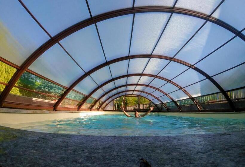 مبيت وإفطار L Isola Dla Cerrea
