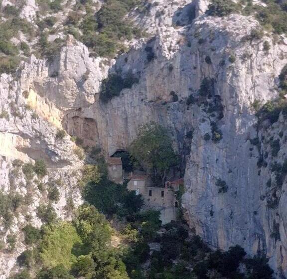 ベッドアンドブレックファースト La Boulzane