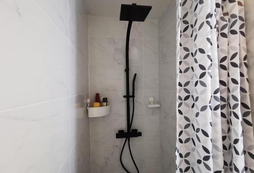 ベッドアンドブレックファースト La Coticia