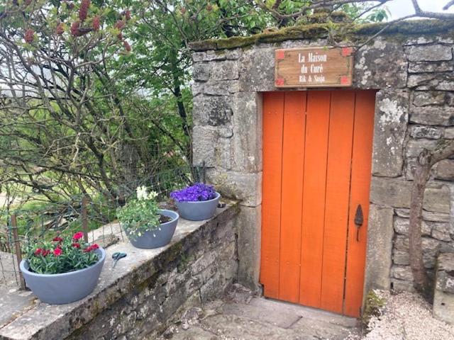 مبيت وإفطار La Maison Du Curé