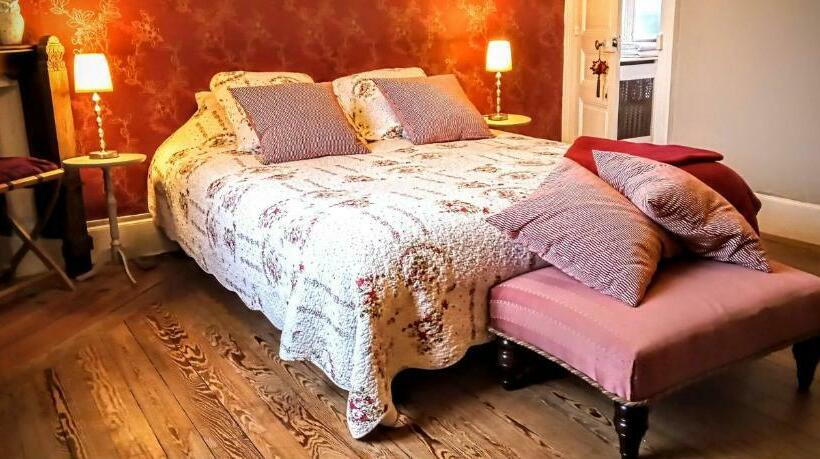 مبيت وإفطار Le Bonnet De Nuit