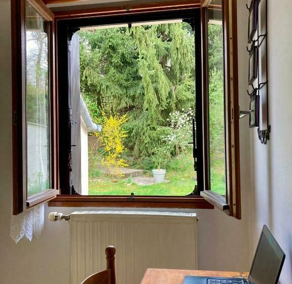 ベッドアンドブレックファースト Logisfontainebleau