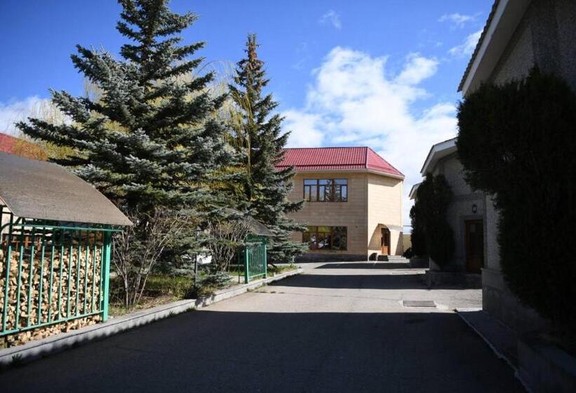 Bed and Breakfast Orran Hotel And Resort