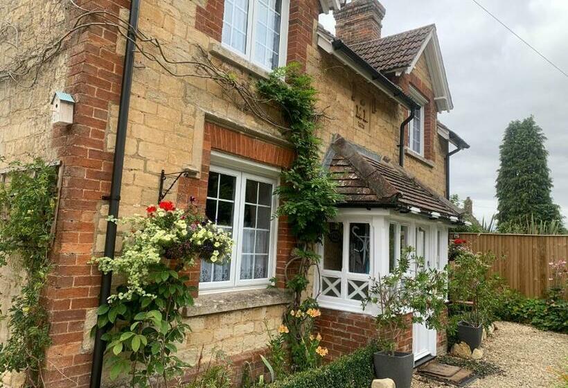 Bed and Breakfast Sunshine Cottage