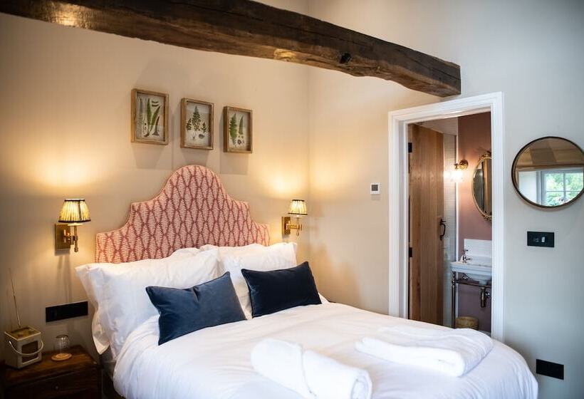 مبيت وإفطار The Cotley Inn