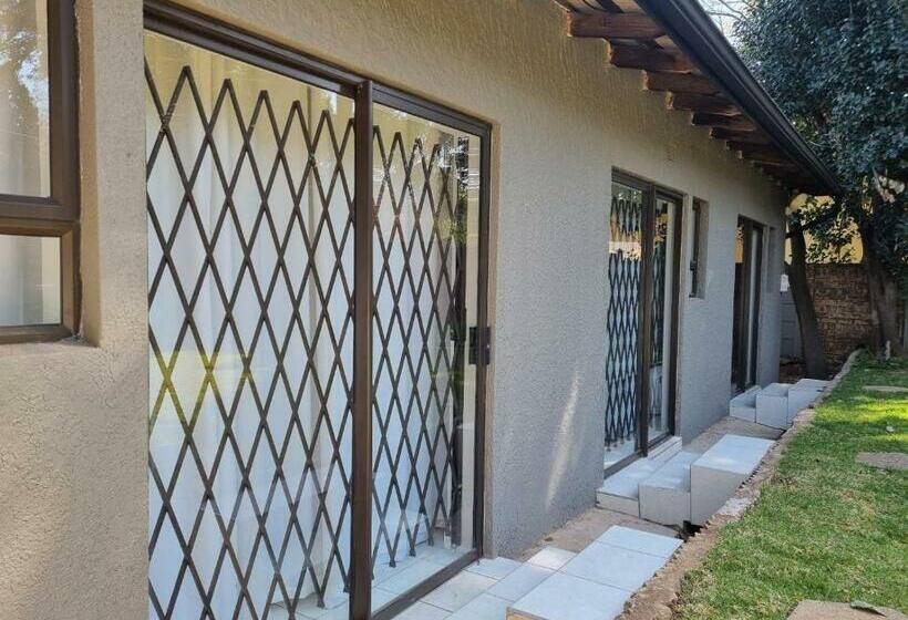 住宿加早餐  The Jewel