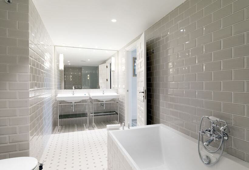 Hospedium Hotel La Lozana