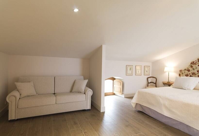 Hospedium Hotel La Lozana