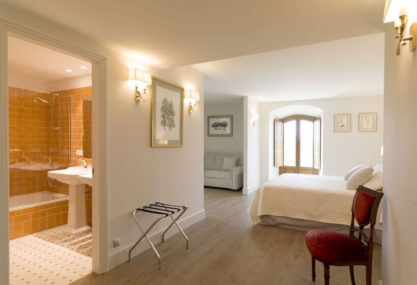 Hospedium Hotel La Lozana