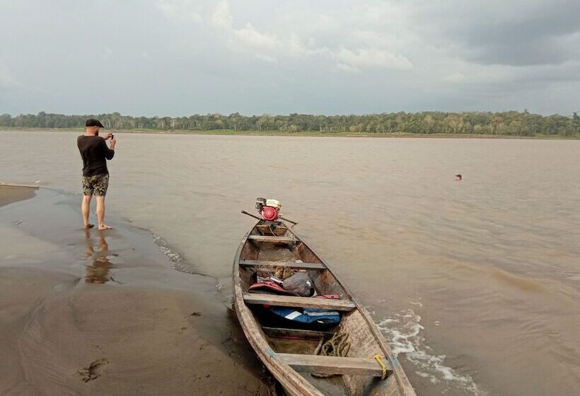 Hostal Búho Amazonas Tours   Hostel
