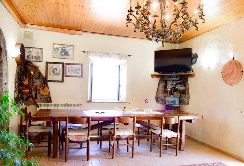 בית מלון כפרי Agriturismo Baticci