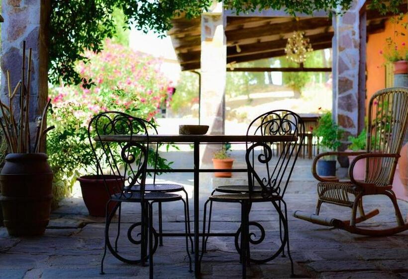 בית מלון כפרי Agriturismo Baticci