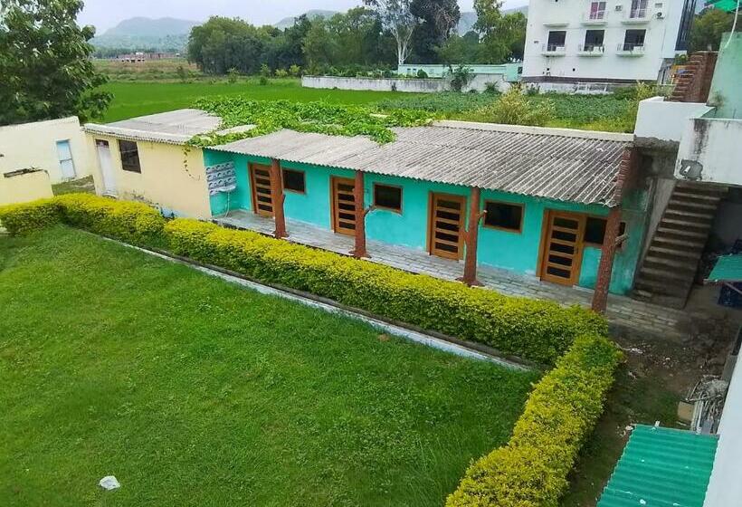 בית מלון כפרי Anand Lok & Family Restaurant By Wb Inn