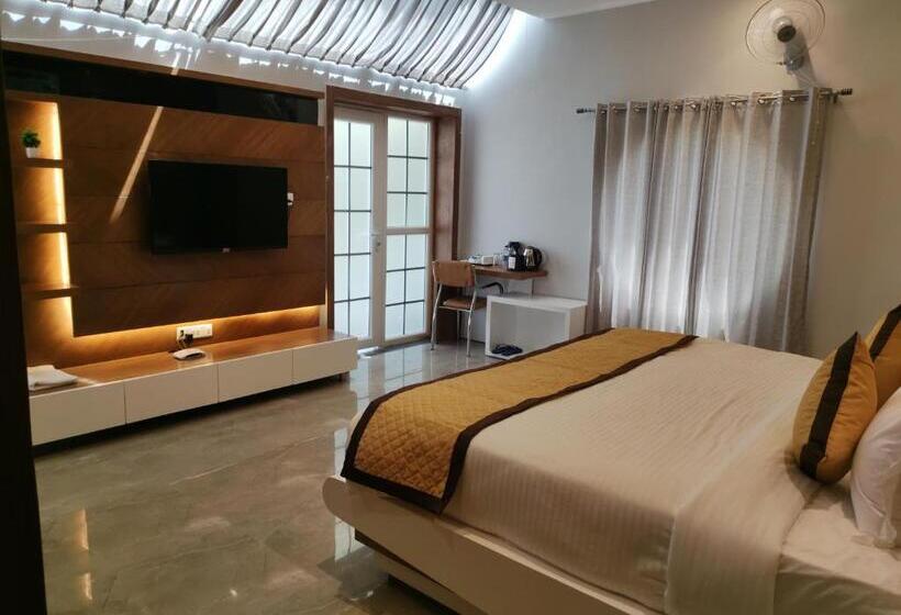 فندق Club 21 By Sariska Fun City, Alwar