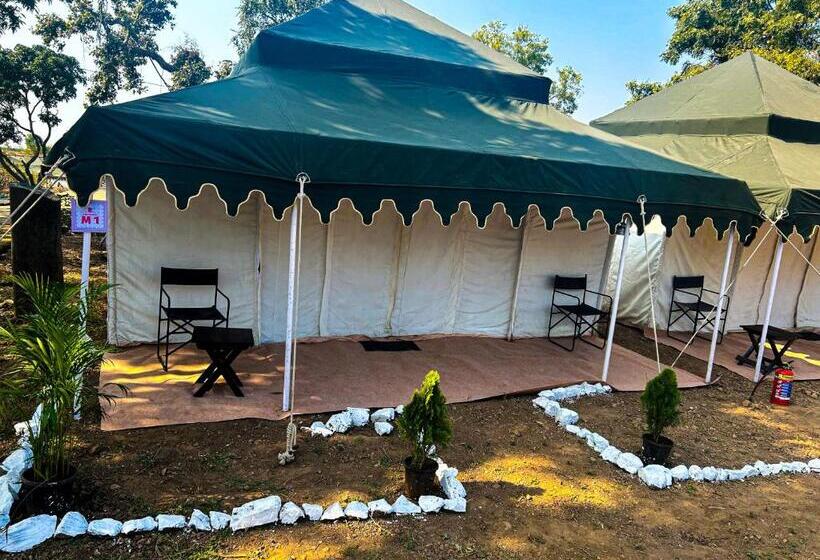 فندق Club 21 By Sariska Fun City, Alwar