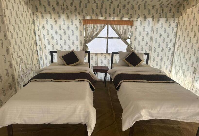 فندق Club 21 By Sariska Fun City, Alwar